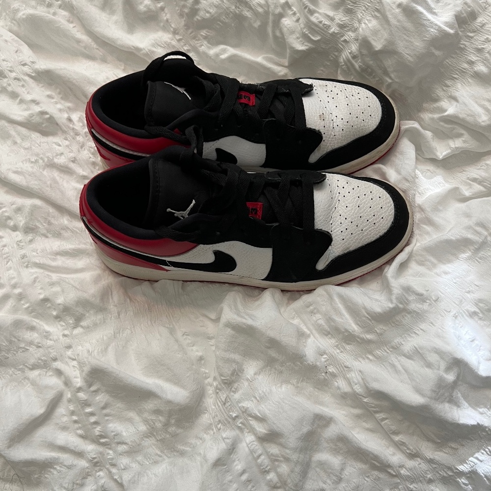 Jordan 1 Low Black Toe